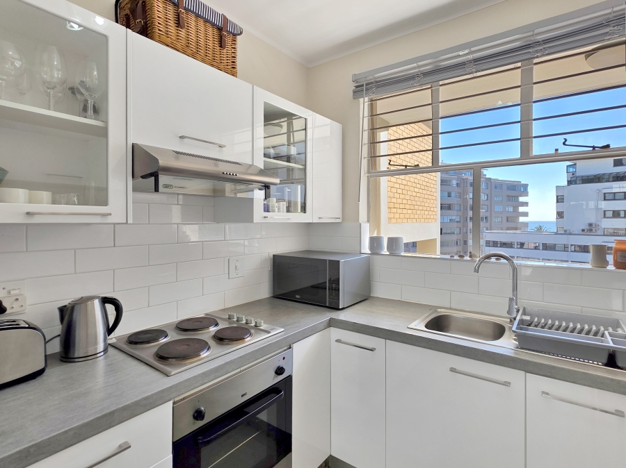 2 Bedroom Property for Sale in Sea Point Western Cape